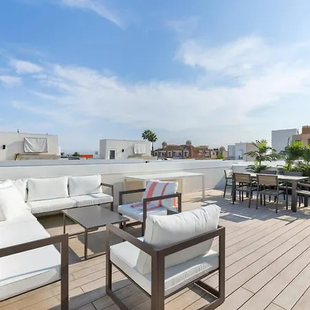 Hollywoodland #2 - The Perfect Townhouse Villa